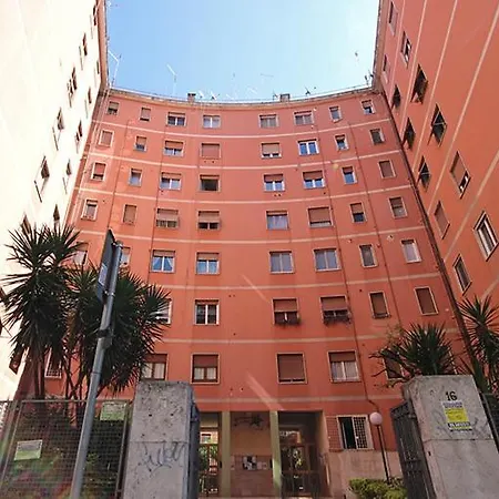 Casa Mapo...il Tuo Colorato! :) * ローマ