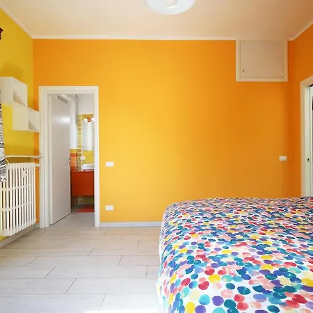 Casa Mapo...il Tuo Colorato! :) アパート *